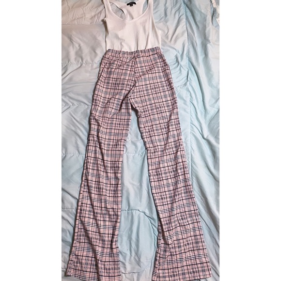 ѕтяιρє∂ fℓαяє ραитѕ 💕 - Picture 2 of 2